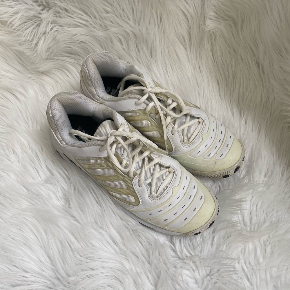 Wilson White Black Gold Tennis Shoes/ sneakers 10